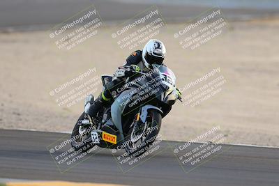 media/Sep-24-2022-CVMA (Sat) [[a45f954247]]/Race 15 500 Supersport-350 Supersport/